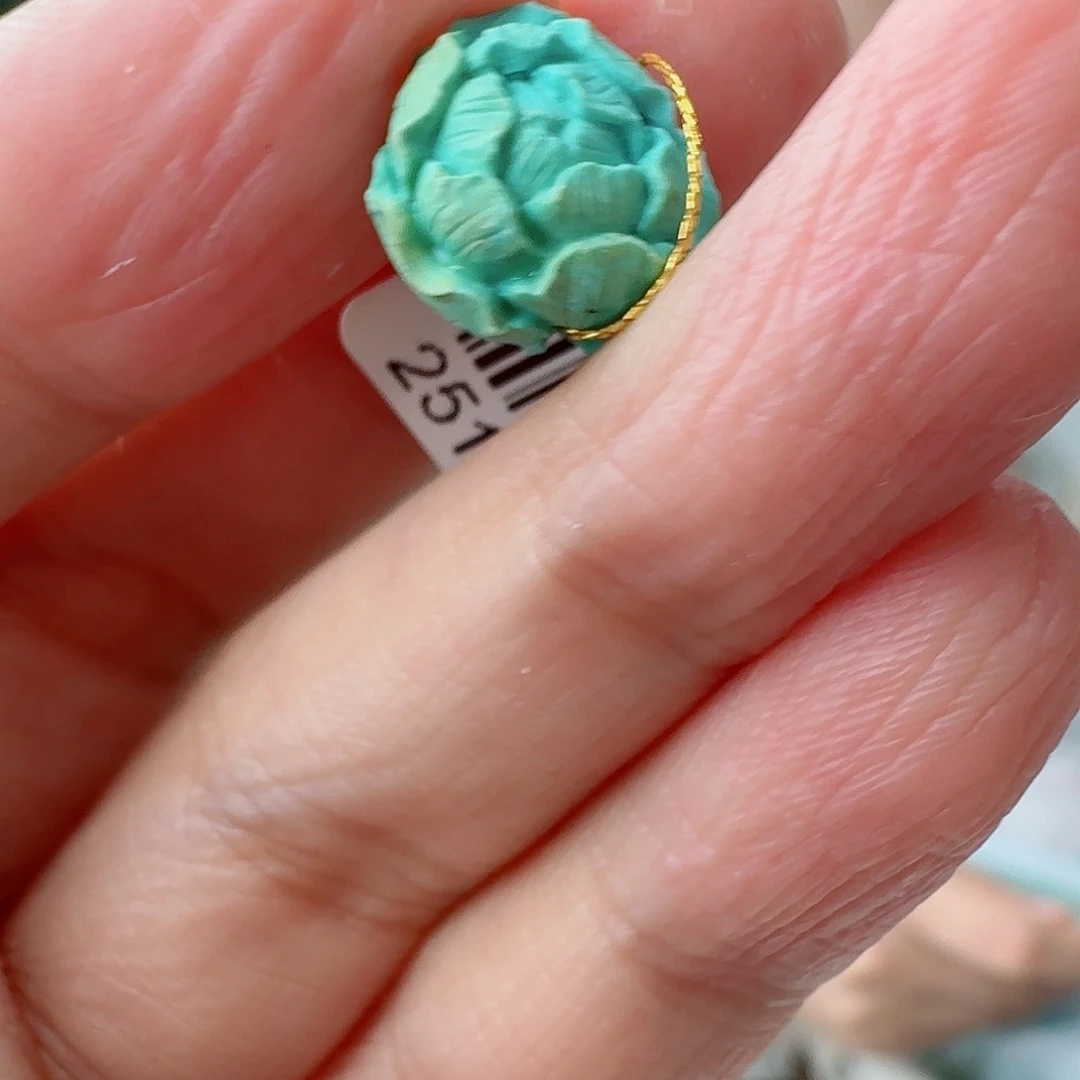 未镶嵌绿松石珠宝奇石