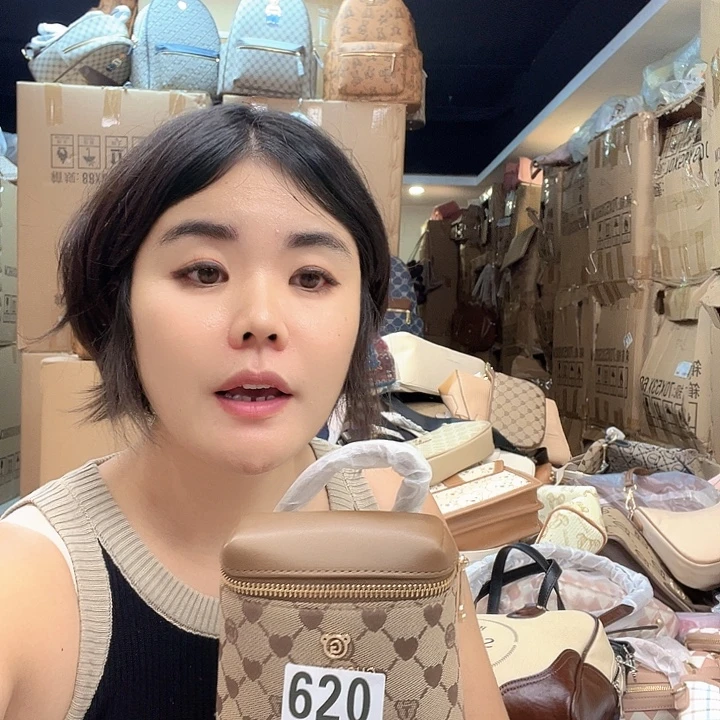 PVC包包包包包包包包