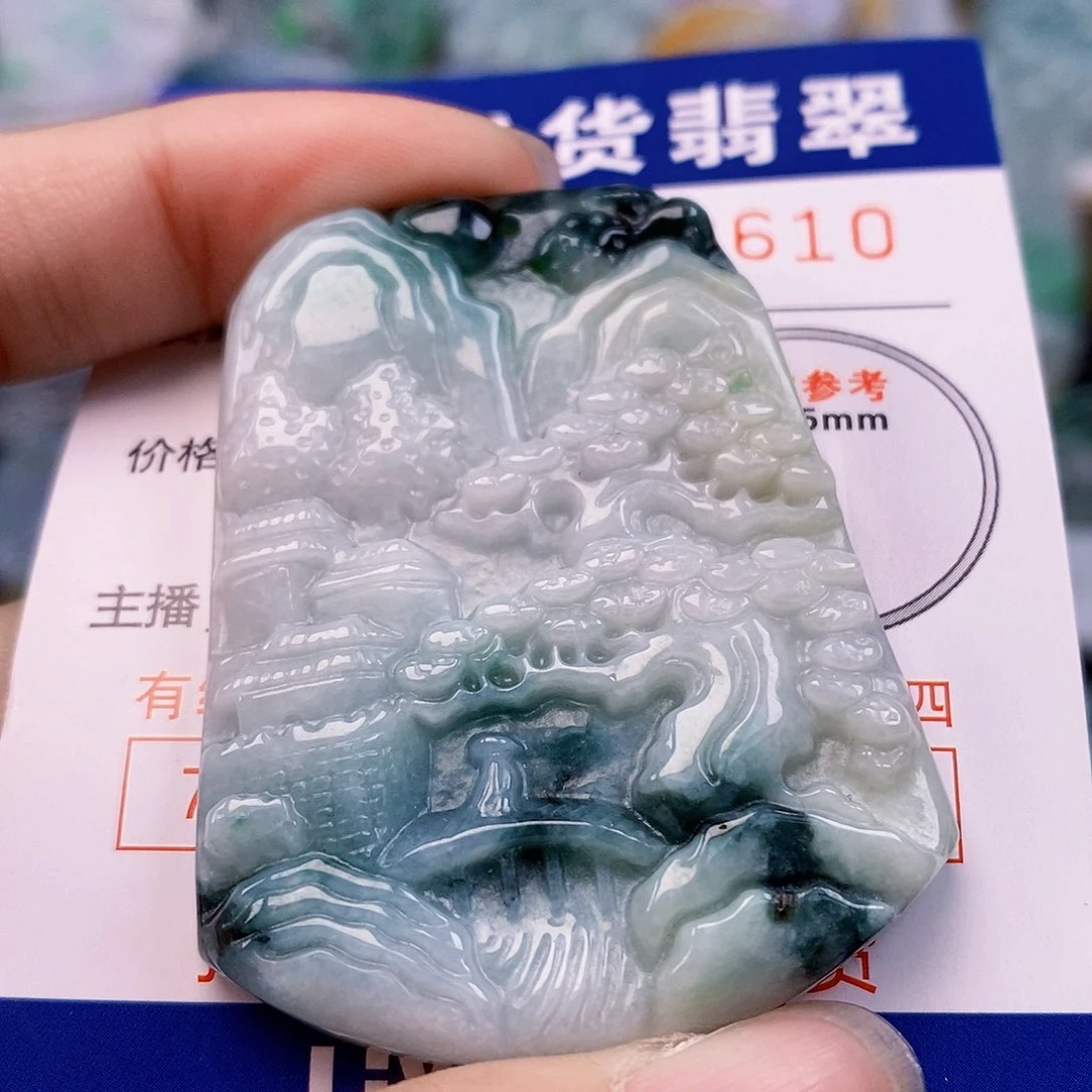 吊坠(不含链)未镶嵌翡翠
