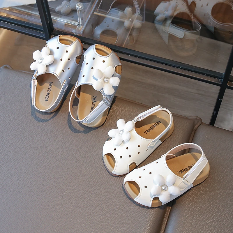 女童凉鞋2025夏款镂空透气包头宝宝鞋软底沙滩鞋甜美小女孩公主鞋