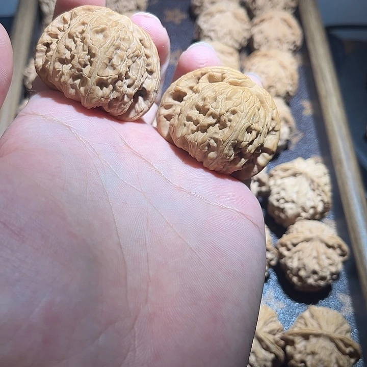 桃核吊坠你的专属核桃小包