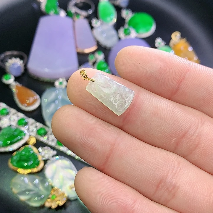 翡翠挂件18K金镶嵌483489