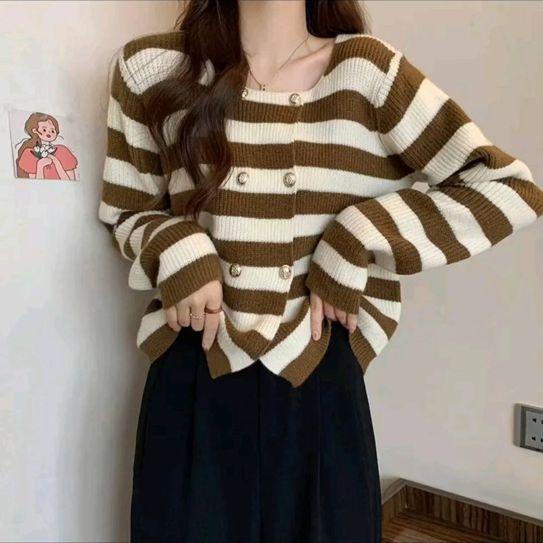 132奕奕可双排扣女宽松毛针织衫针织衫百搭复古上衣拼色秋季保暖