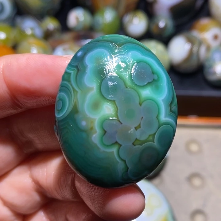 玛瑙/玉髓未镶嵌珠宝半成品