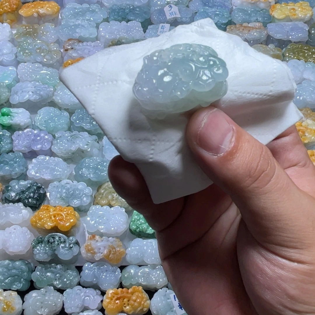 翡翠未镶嵌颈饰天然