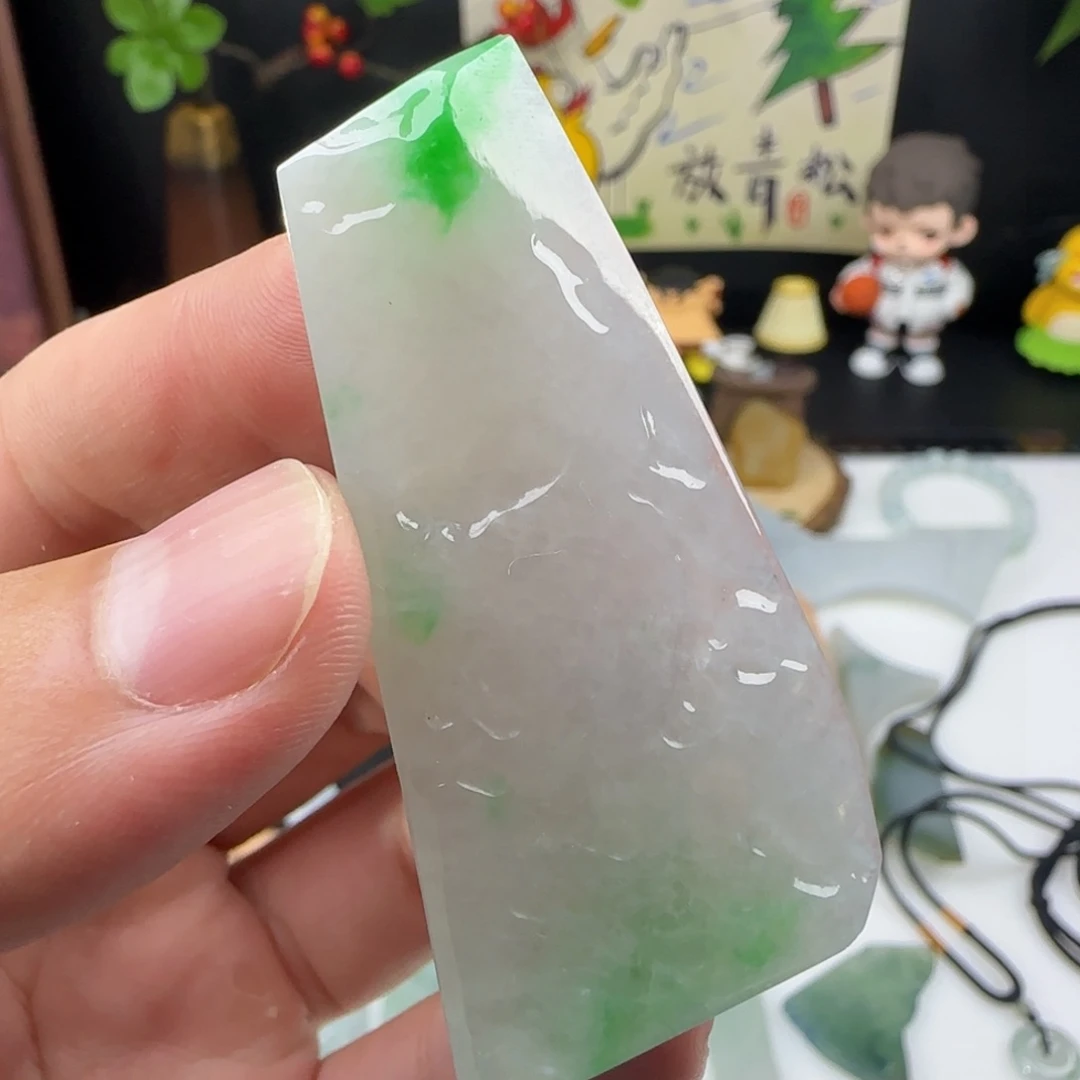 颈饰未镶嵌翡翠你**生