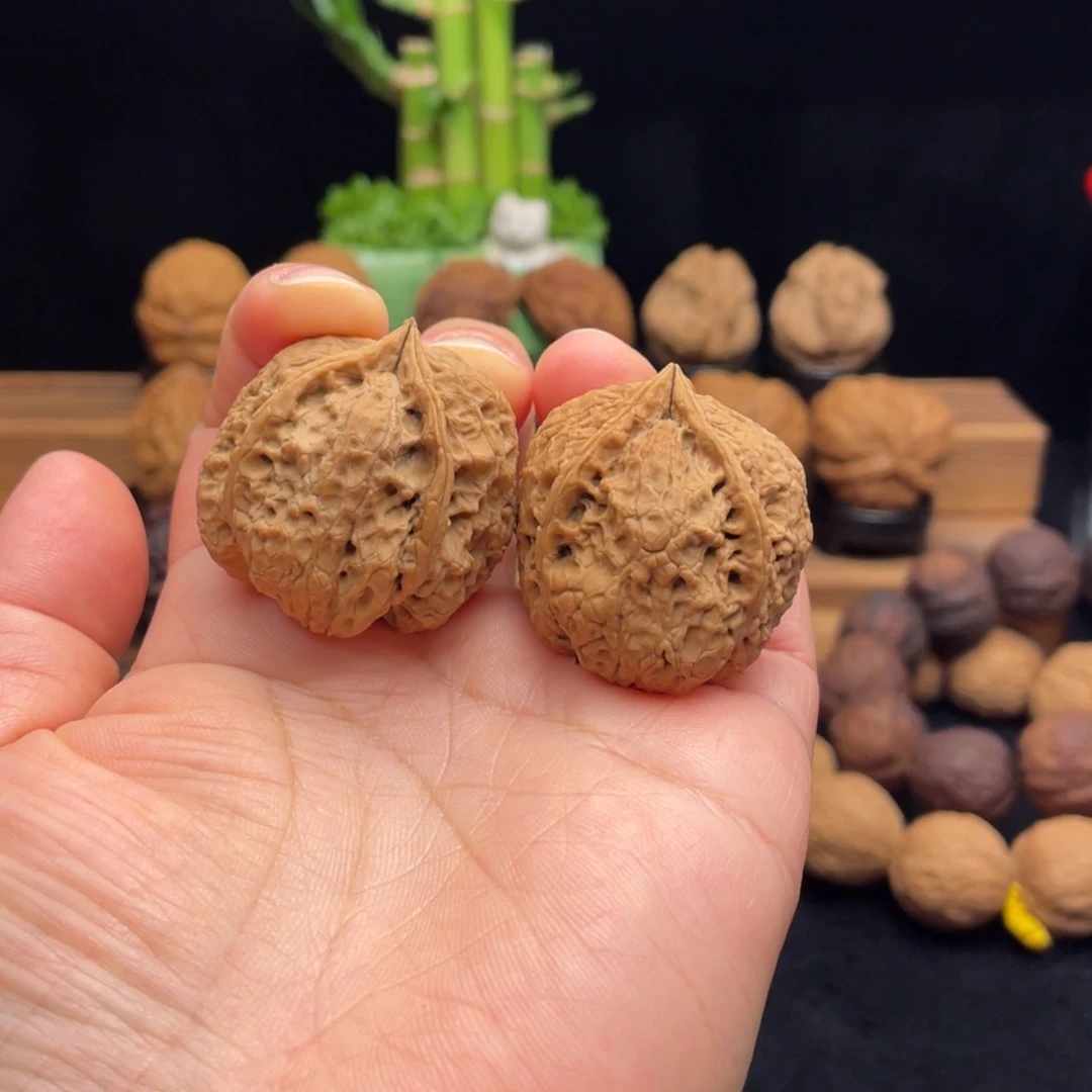 把件文玩核桃云南铁核桃7