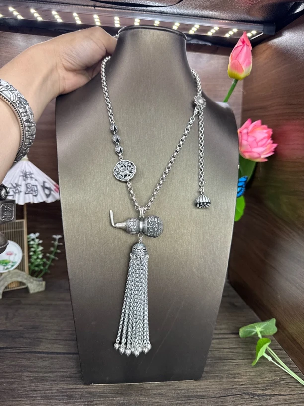 吊坠足银 小郑家纯银手工錾刻项圈