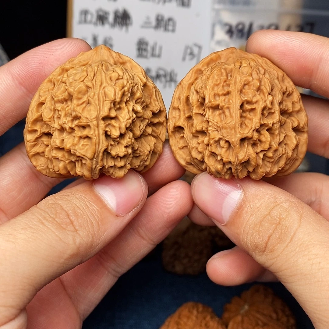 吊坠文玩核桃南疆石