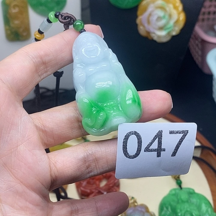 吊坠(赠链)未镶嵌翡翠