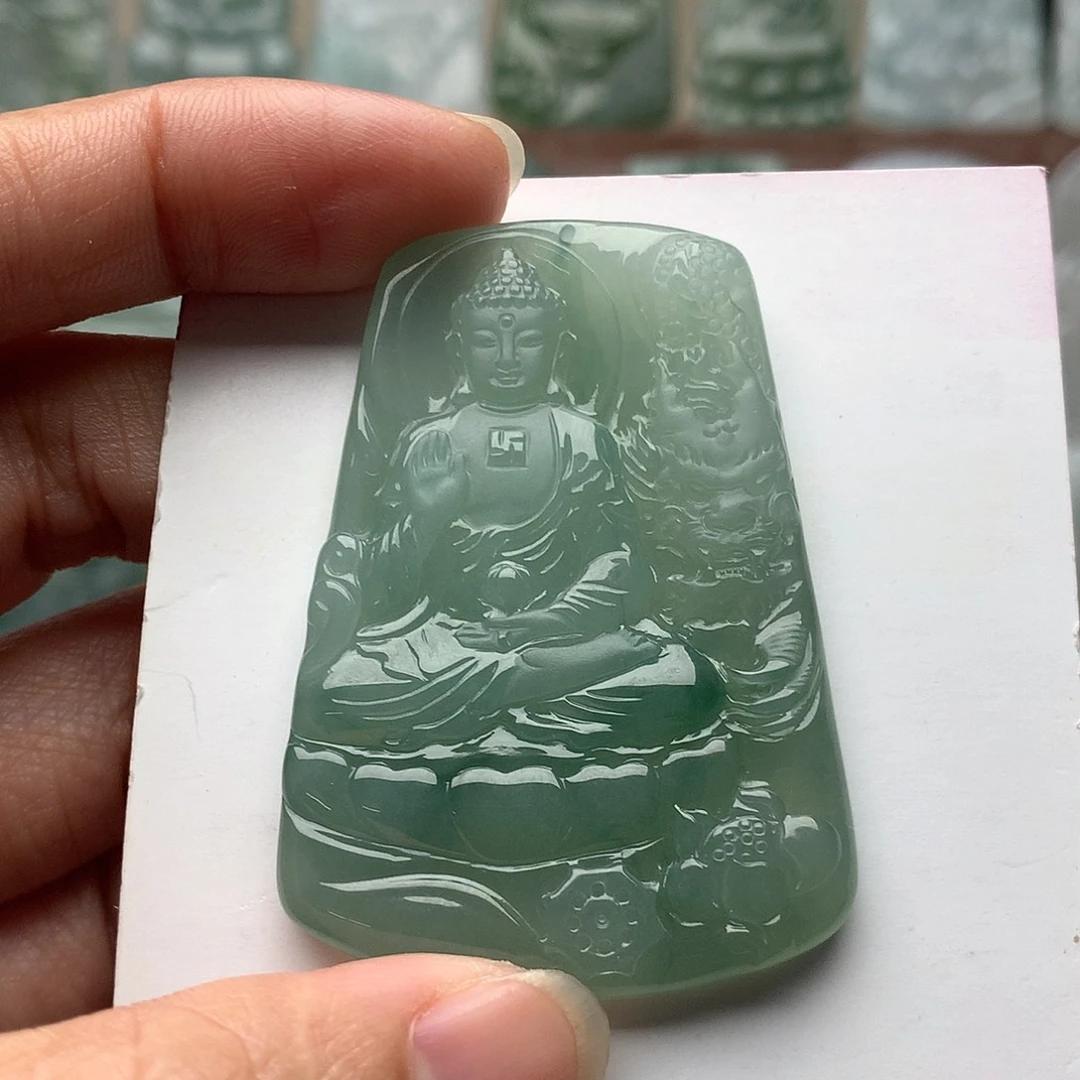 翡翠未镶嵌颈饰阿弥陀佛