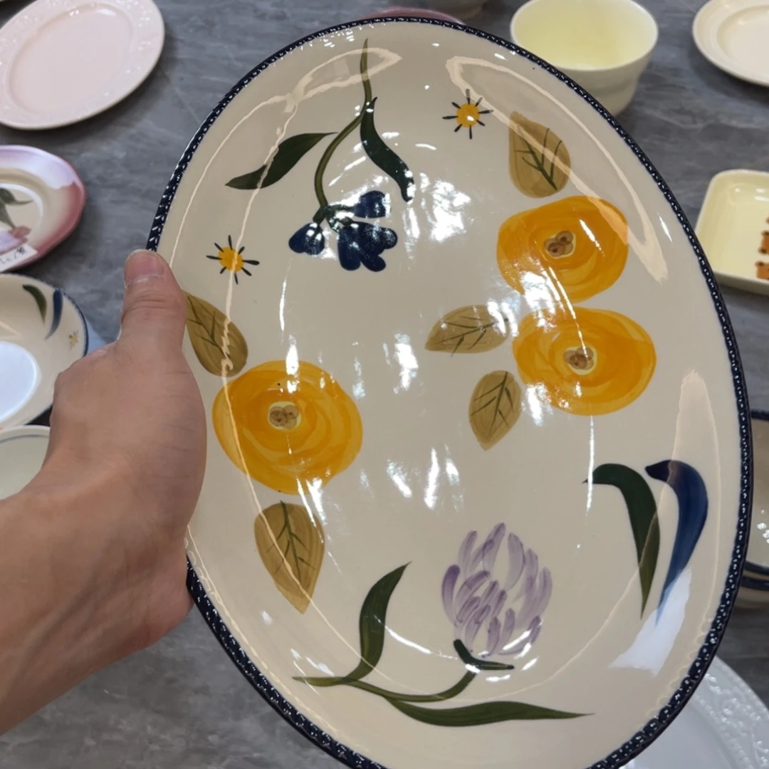 陶瓷微瑕餐具介意勿拍，满18飞！