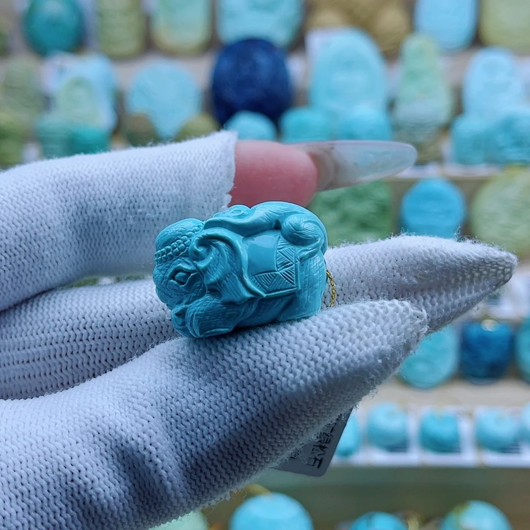 绿松石未镶嵌珠宝奇石