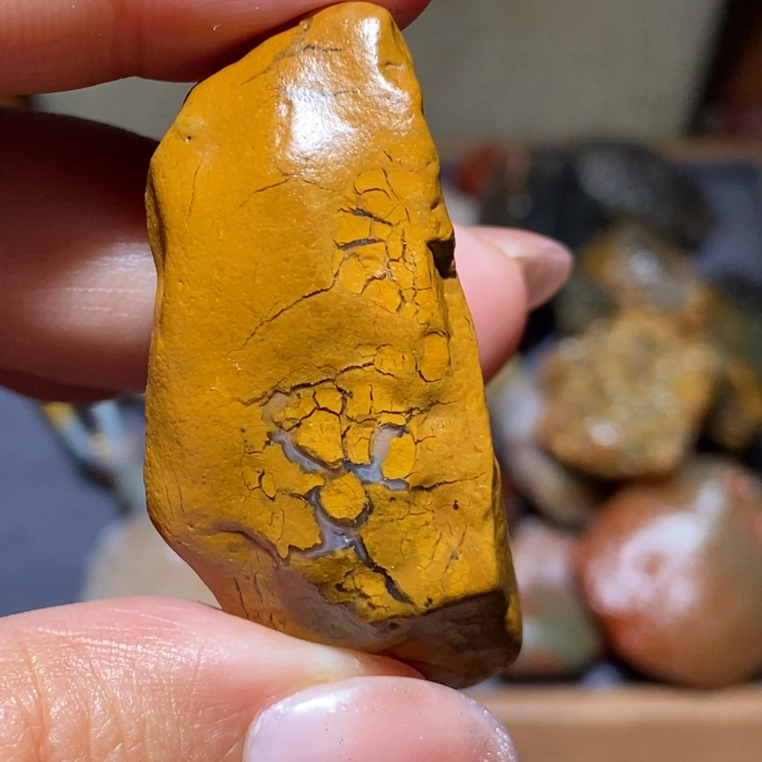 爆***）玛瑙/玉髓未镶嵌珠宝半成品