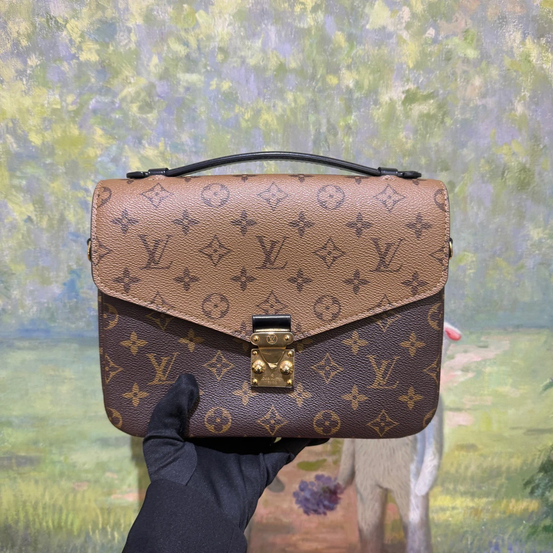 99新 LouisVuitton/路易威登 18823260/KIKIFIFI/拼色邮差包