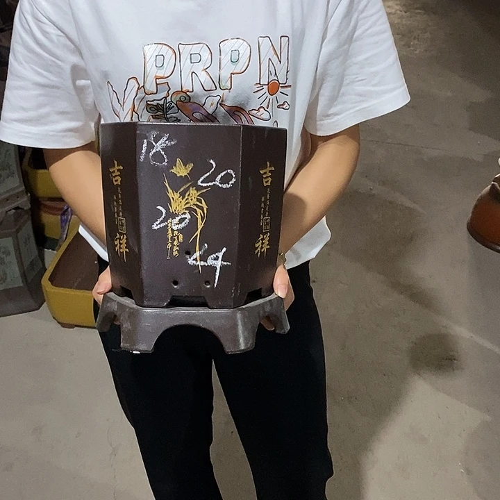 紫砂花盆紫砂花盆