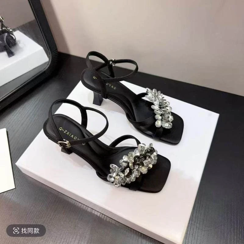 女士高跟凉鞋女夏外穿水钻花朵露趾高跟时尚一字带凉鞋女粗跟时装