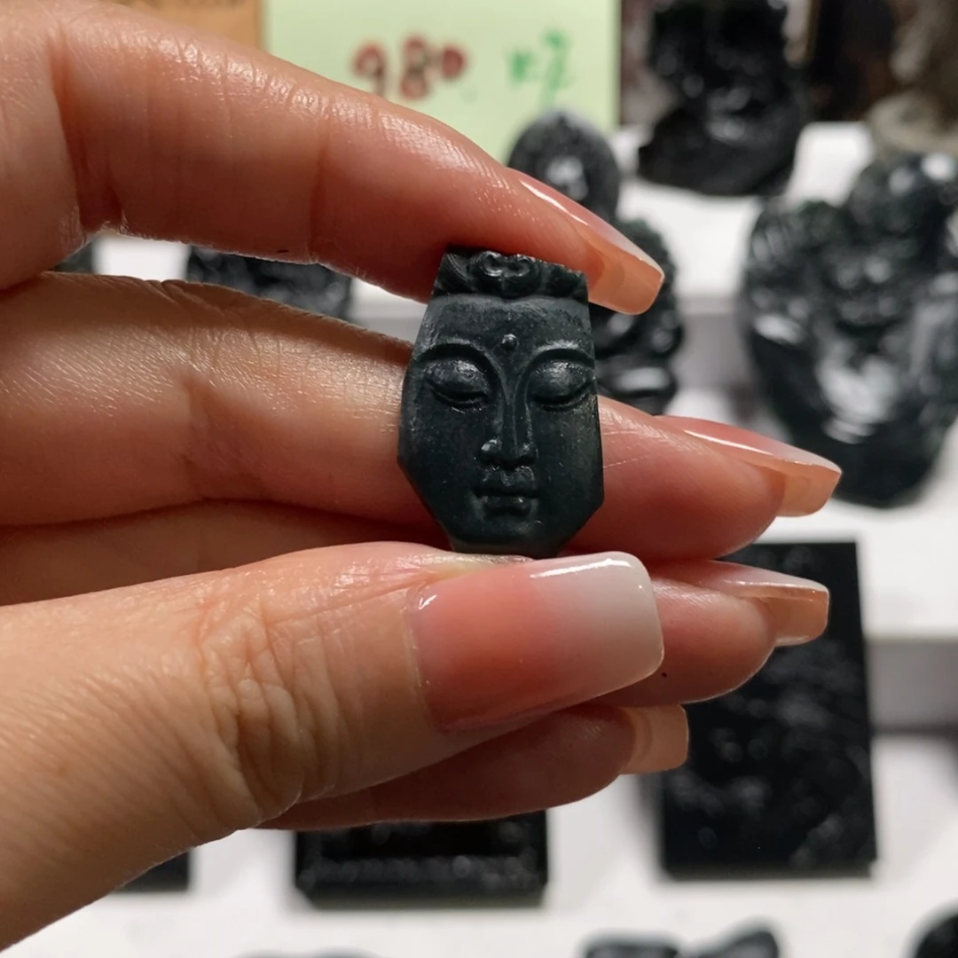 定制翡翠未镶嵌天然缅甸墨翠A货佛首