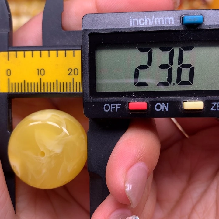 非金属仿琥珀配饰019