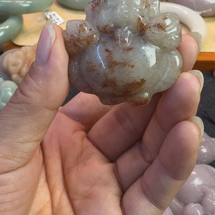 石英岩玉未镶嵌手镯