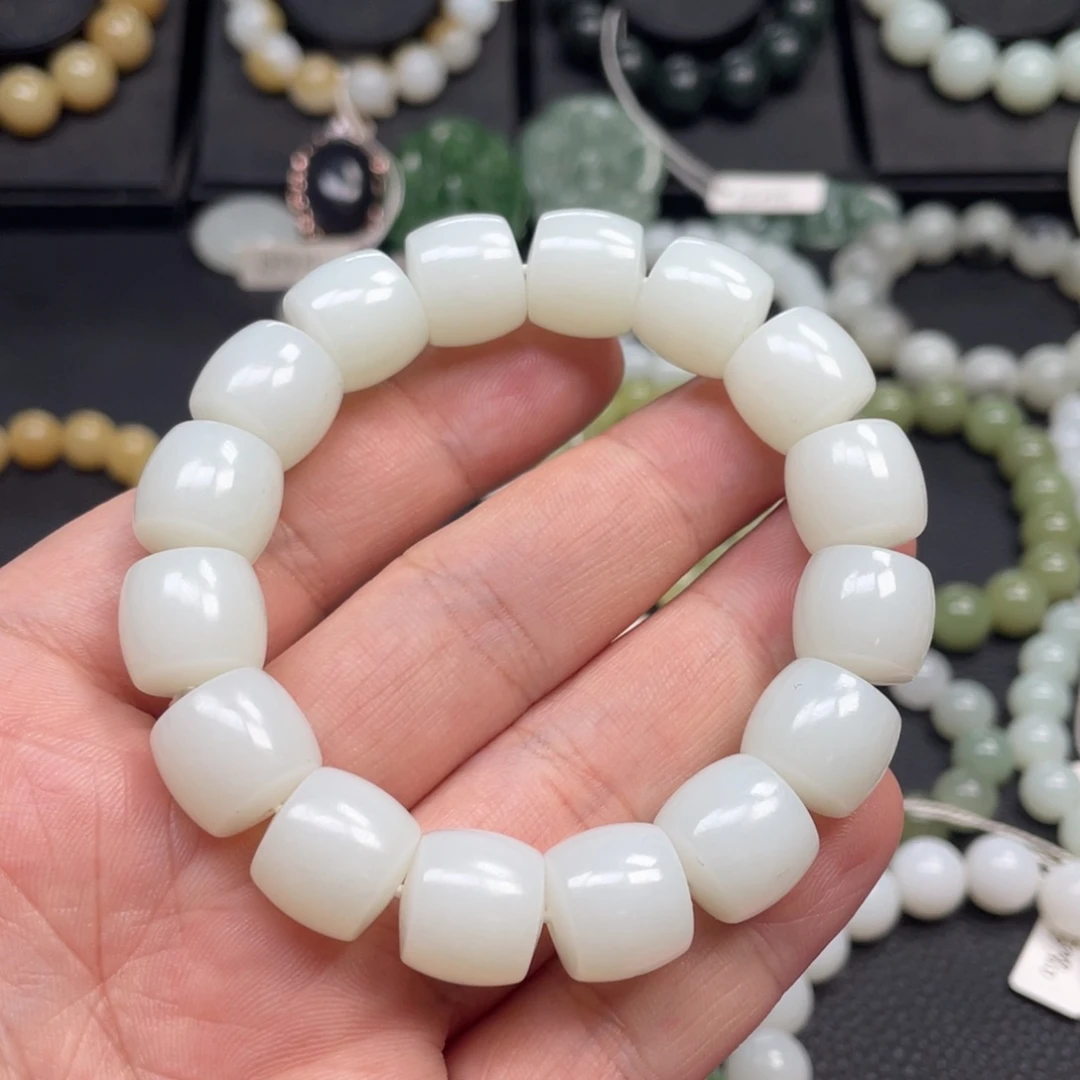 和田玉未镶嵌手链