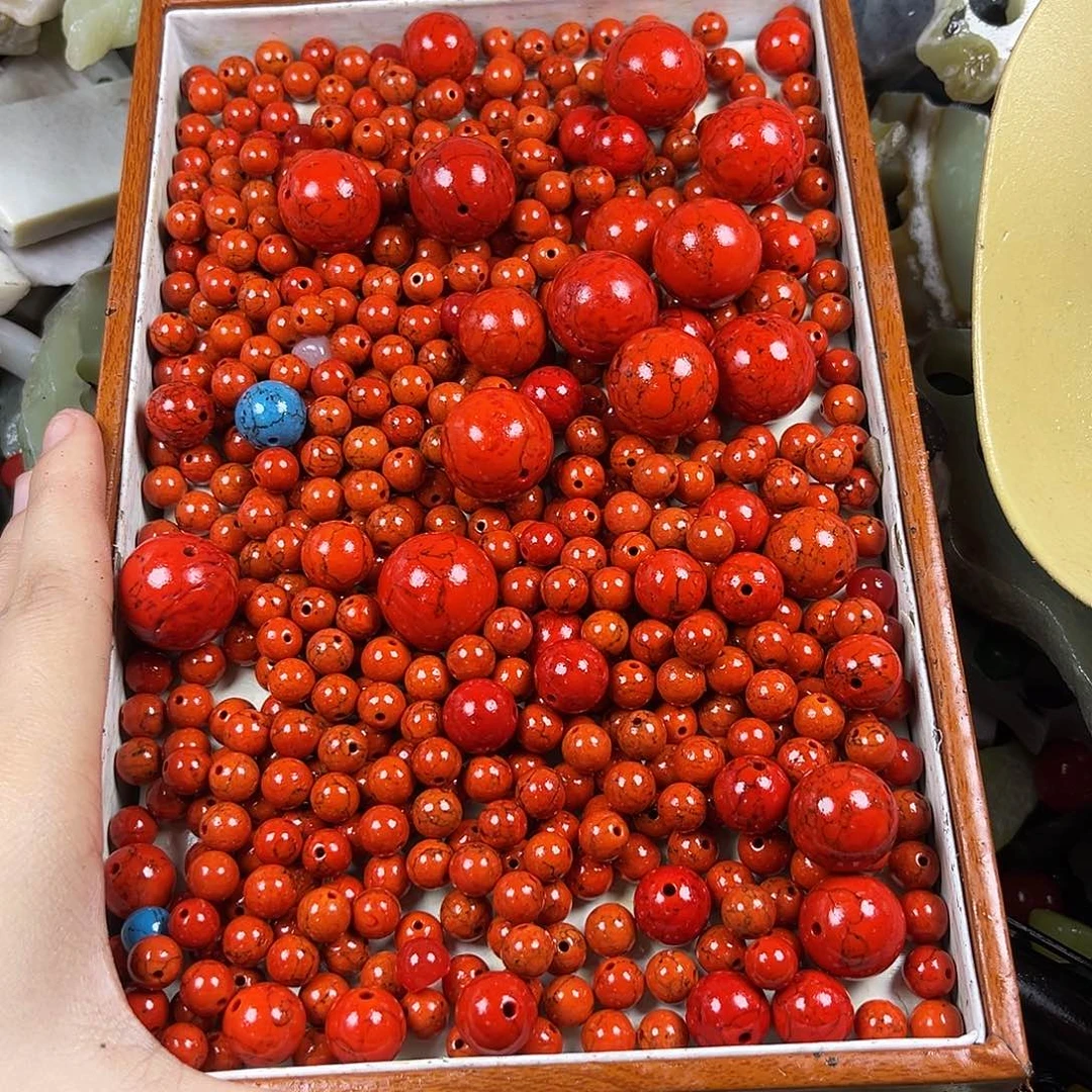 颈饰未镶嵌和田玉（糖玉）