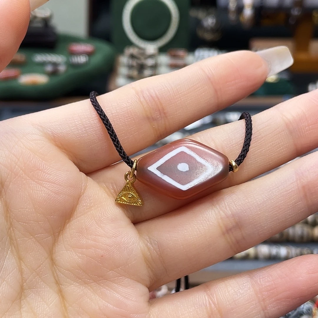 玛瑙/玉髓未镶嵌珠宝半成品