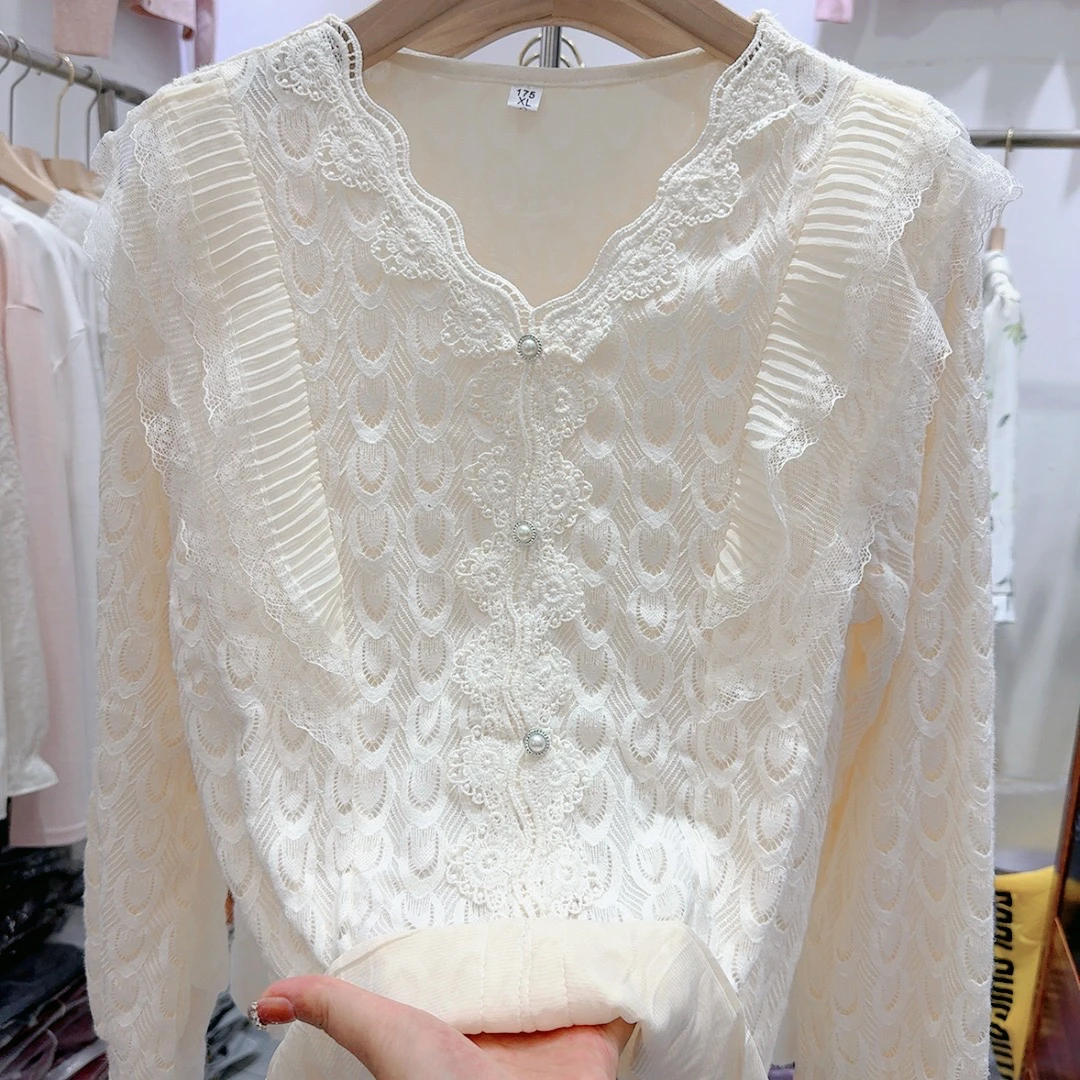 凤尾花V领长袖蕾丝衫宽松显瘦衬衫秋冬保暖小衫时尚洋气百搭上衣