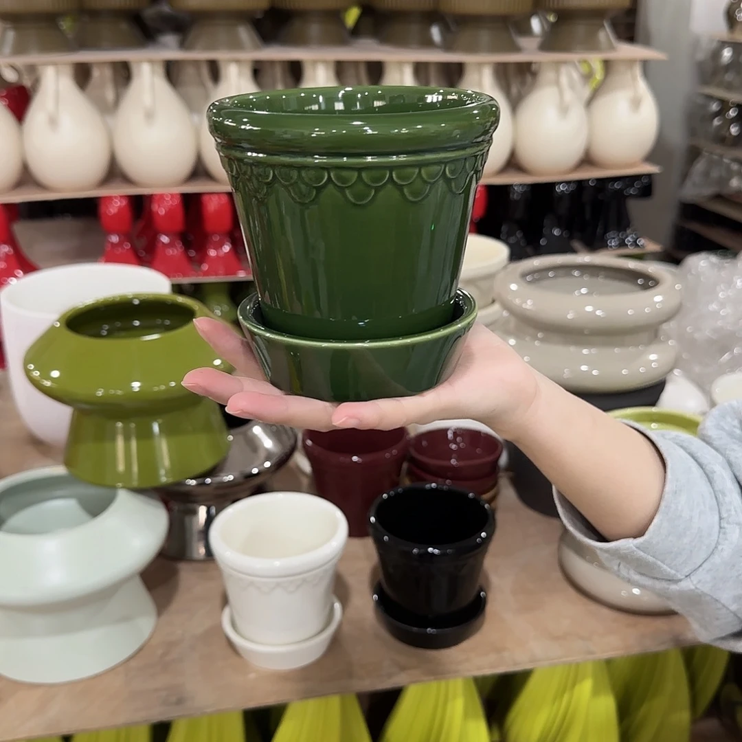 b4绿色带托花盆花盆花盆