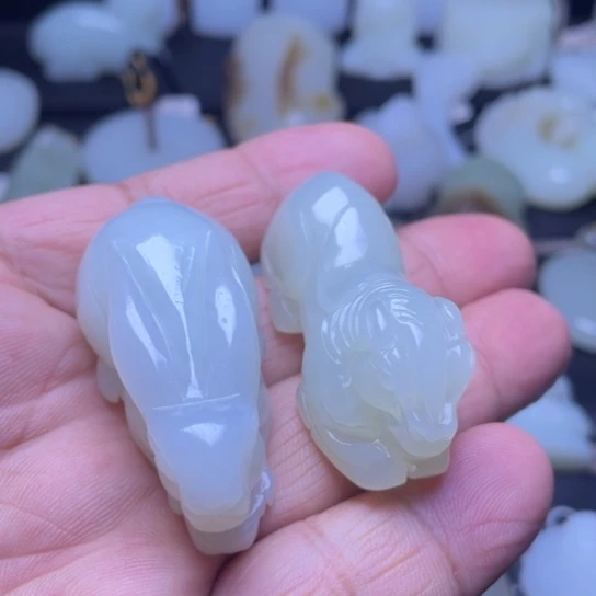 未镶嵌和田玉挂件十**寸