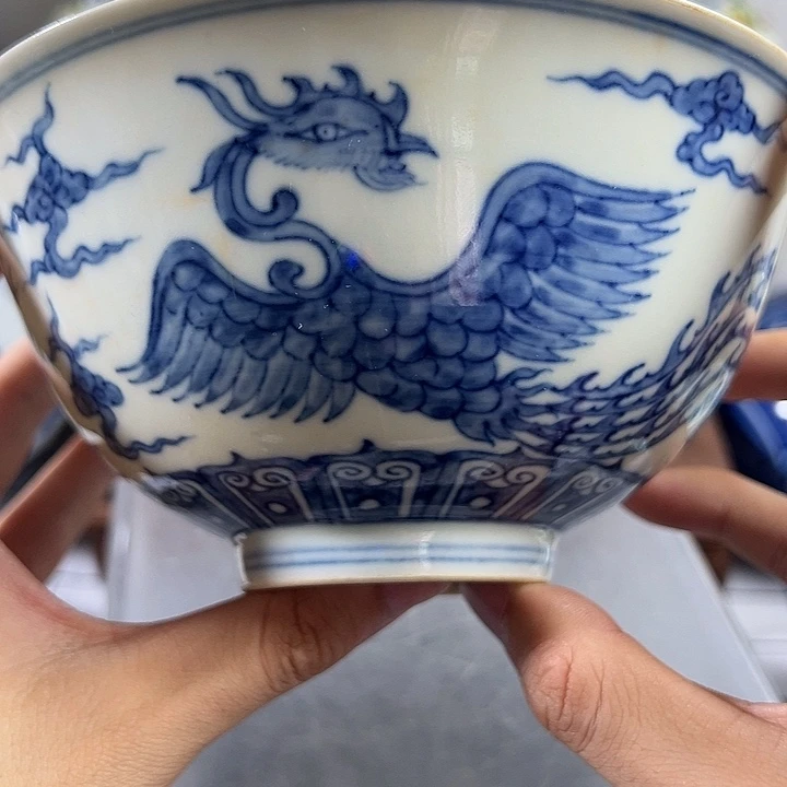 碗青花凤纹陶瓷碗