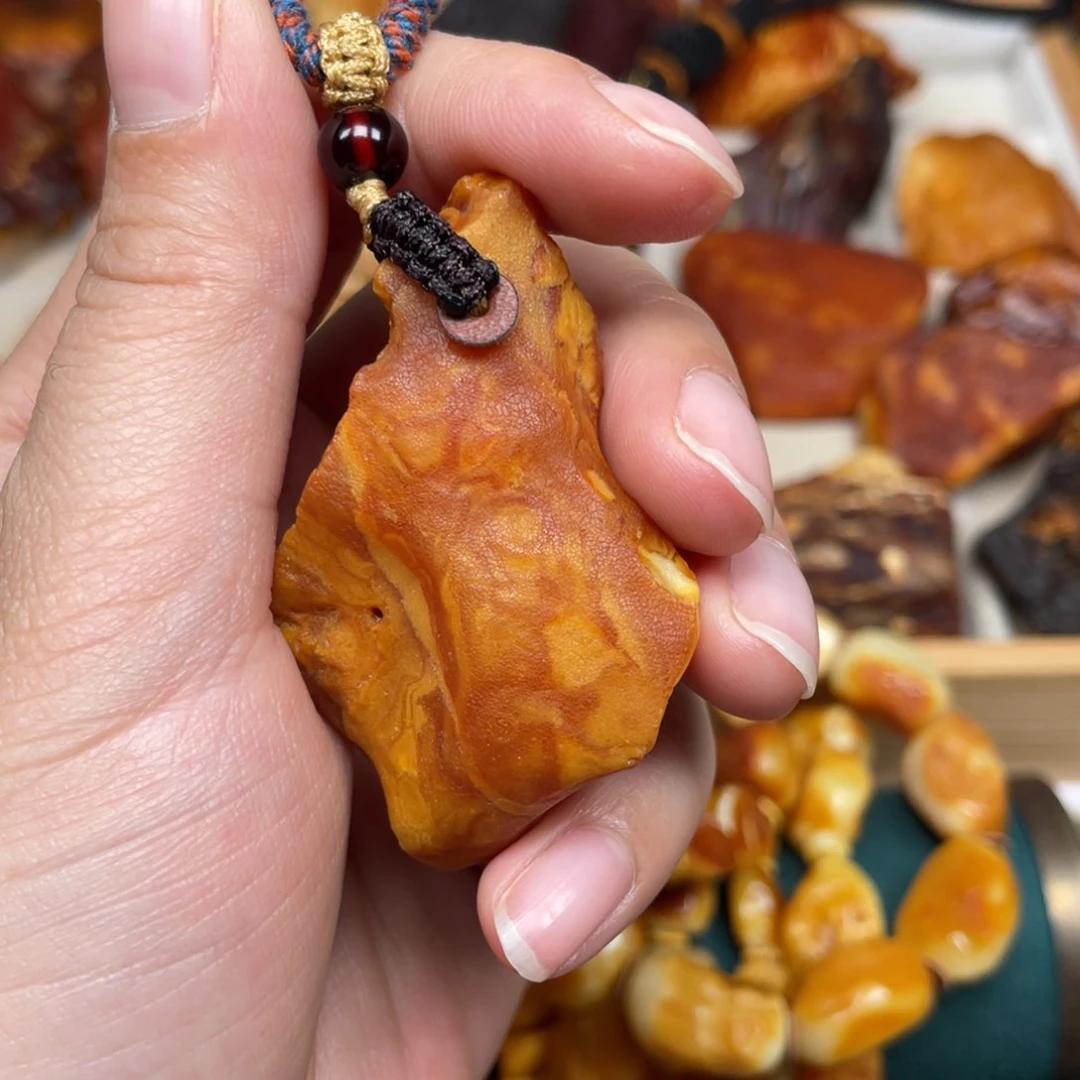 蜜蜡珠宝奇石未镶嵌