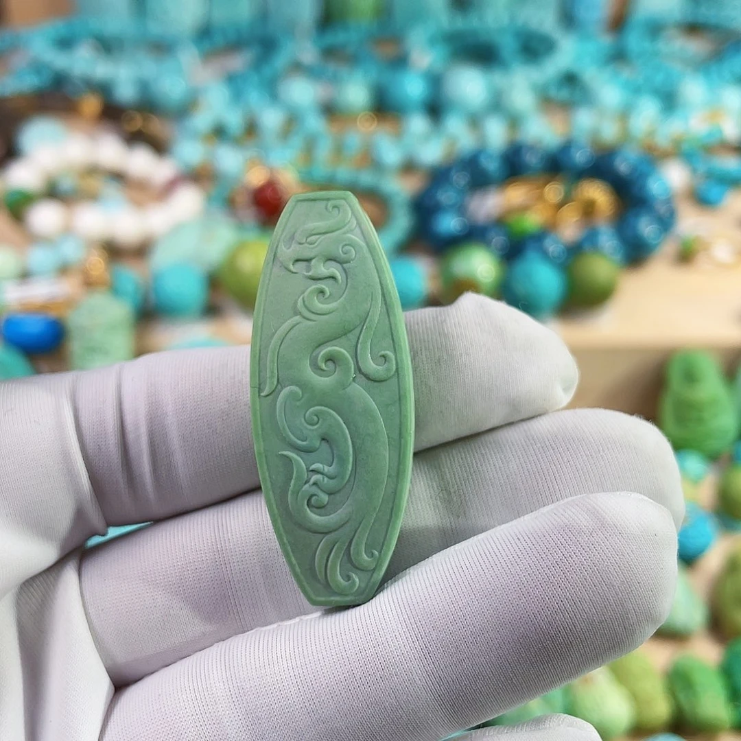 绿松石未镶嵌珠宝奇石