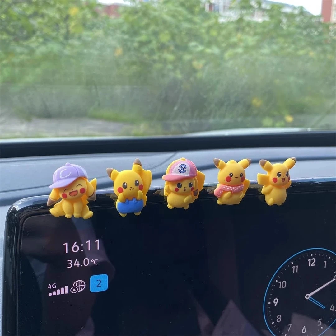卡通装饰品中控台汽车摇头摆件饰品车载电动车车内可爱皮卡丘装饰