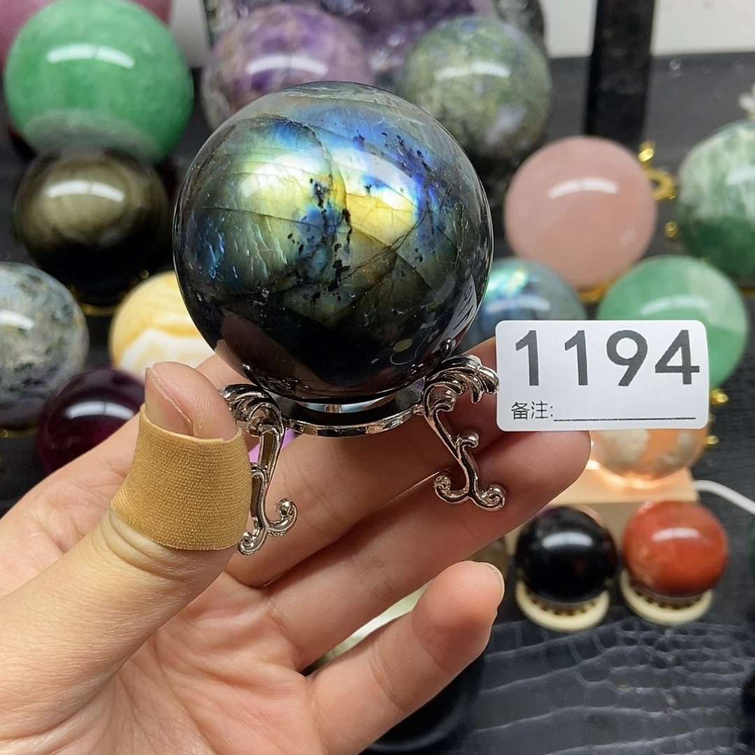 水晶摆件未镶嵌b**y摆件