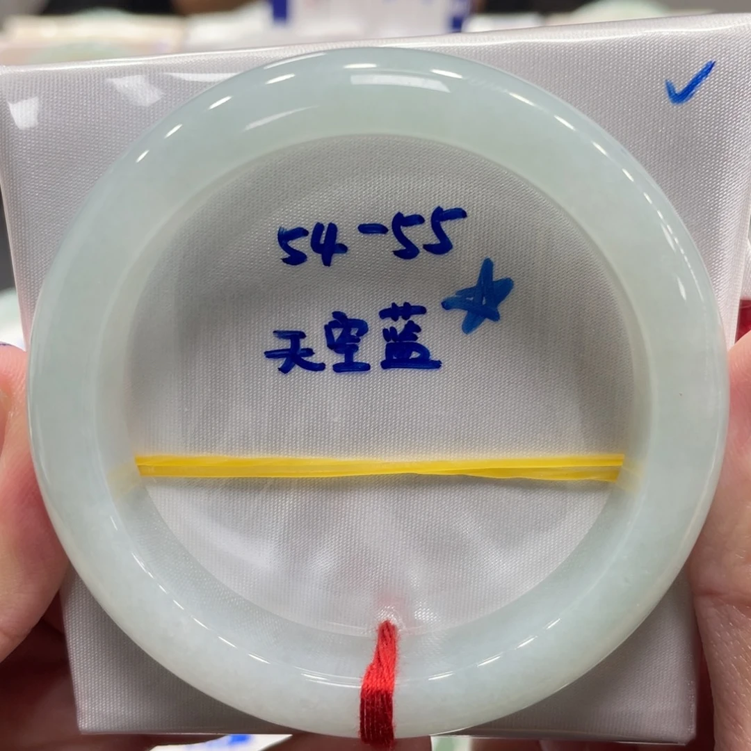 翡翠未镶嵌手镯翡翠