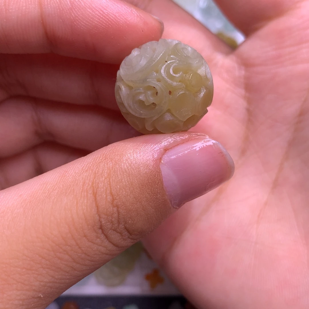 定制翡翠未镶嵌珠子