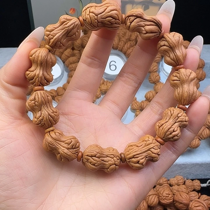 手串文玩核桃大花生手串