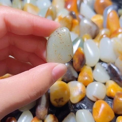 和田玉（糖玉）未镶嵌颈饰10.7