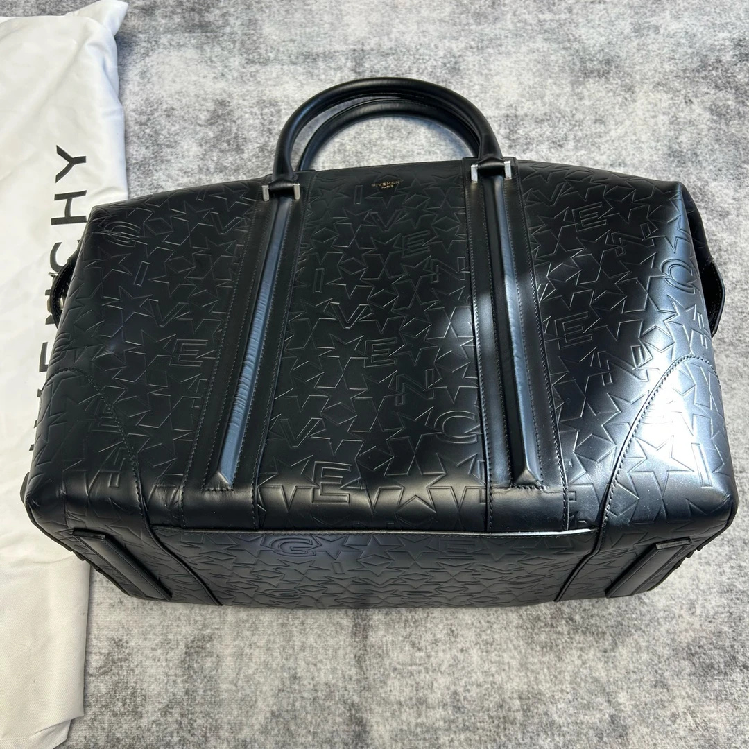 99新 Givenchy/纪梵希 配件在 经典星星手提旅行包