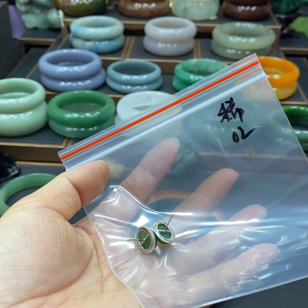 和田玉银S925镶嵌颈饰稀**宝