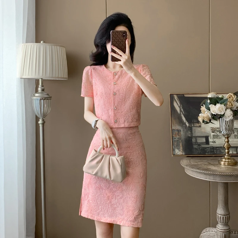 高级感小香风套装裙女2025夏季新款减龄短袖上衣半身裙洋气两件套