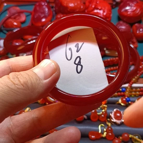 玛瑙/玉髓手镯未镶嵌