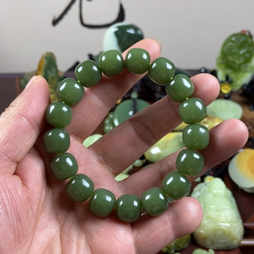 未镶嵌岫岩老玉(透闪石质玉)珠宝奇石
