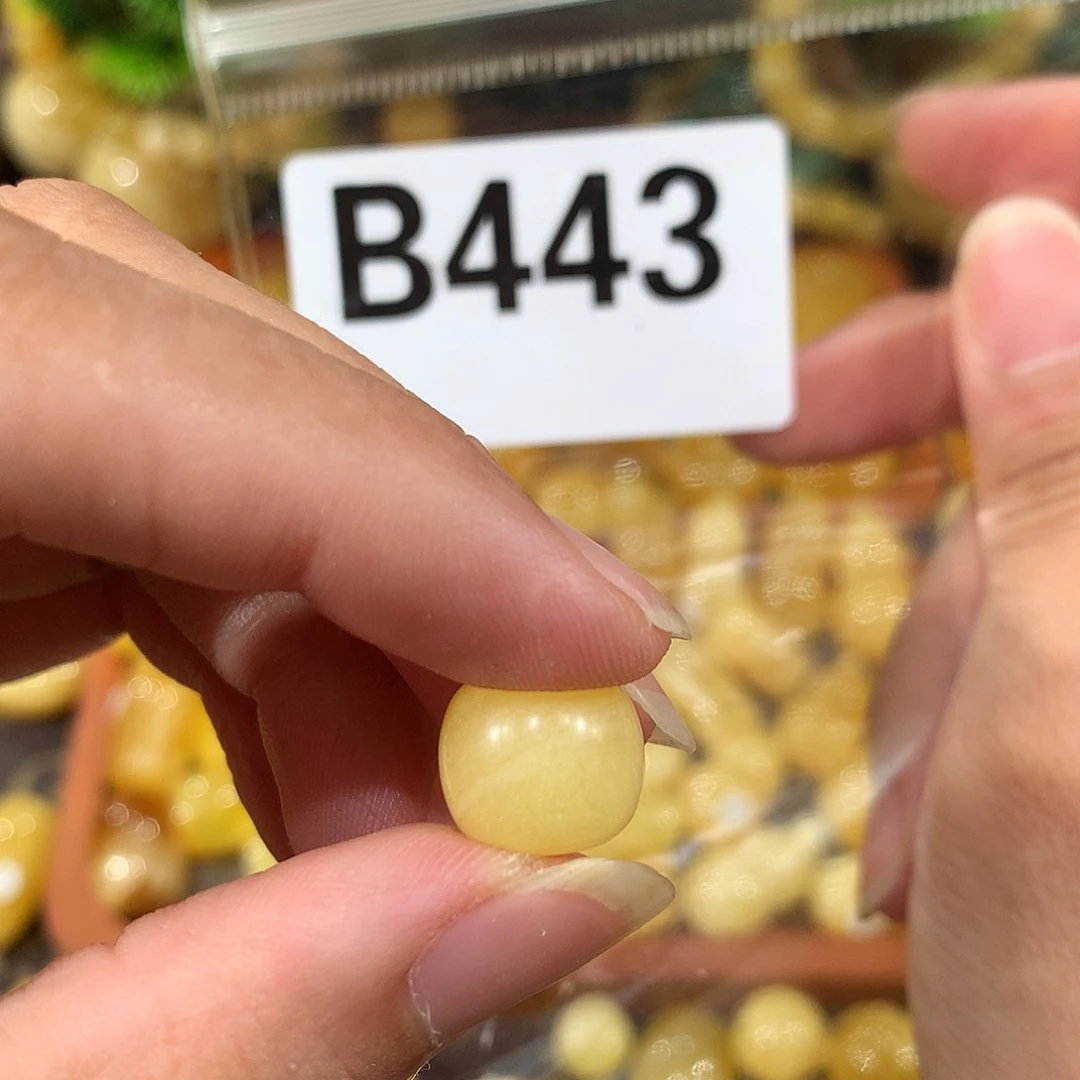 未镶嵌琥珀珠宝奇石
