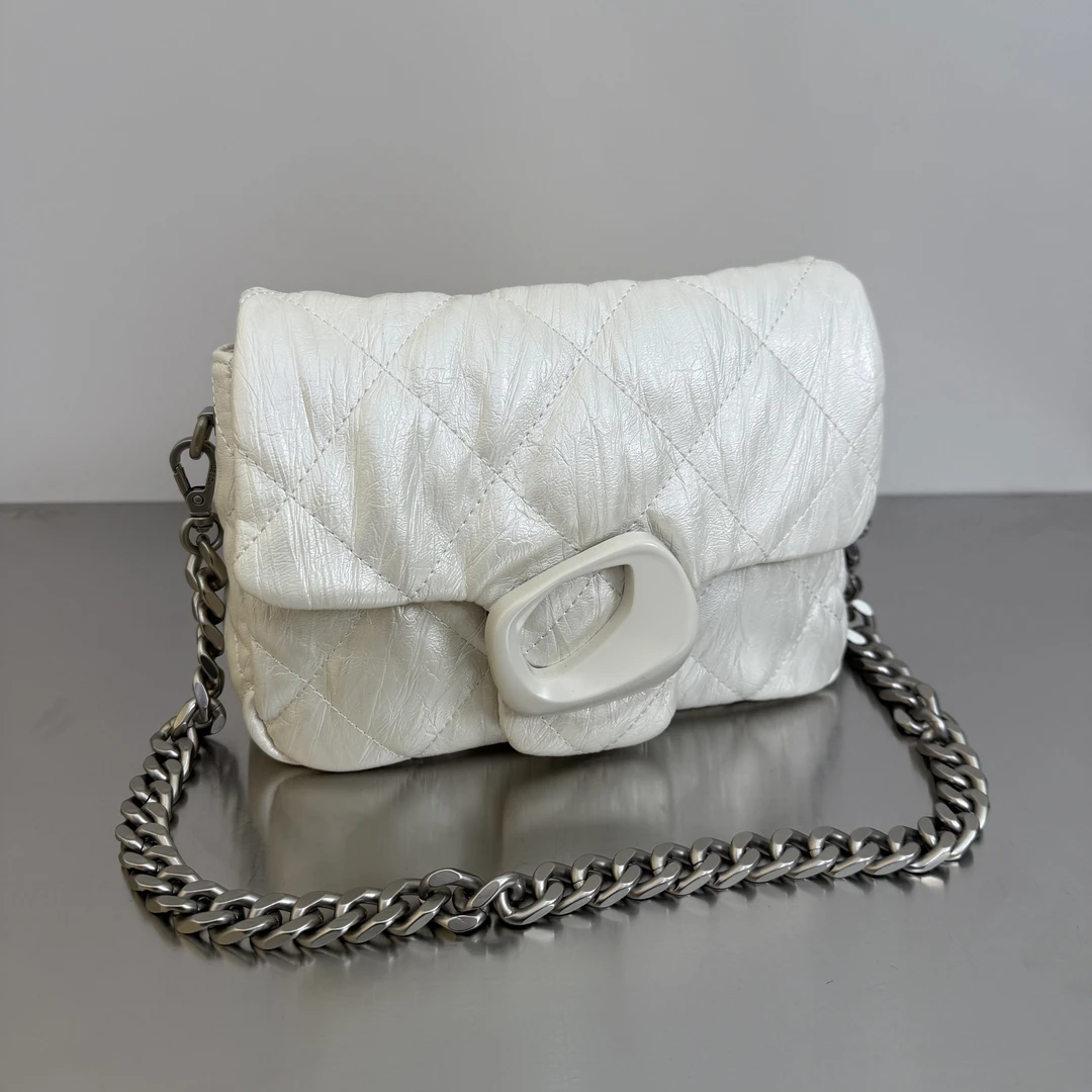 2025新款菱格褶皱小香风云朵包时尚单肩斜挎包