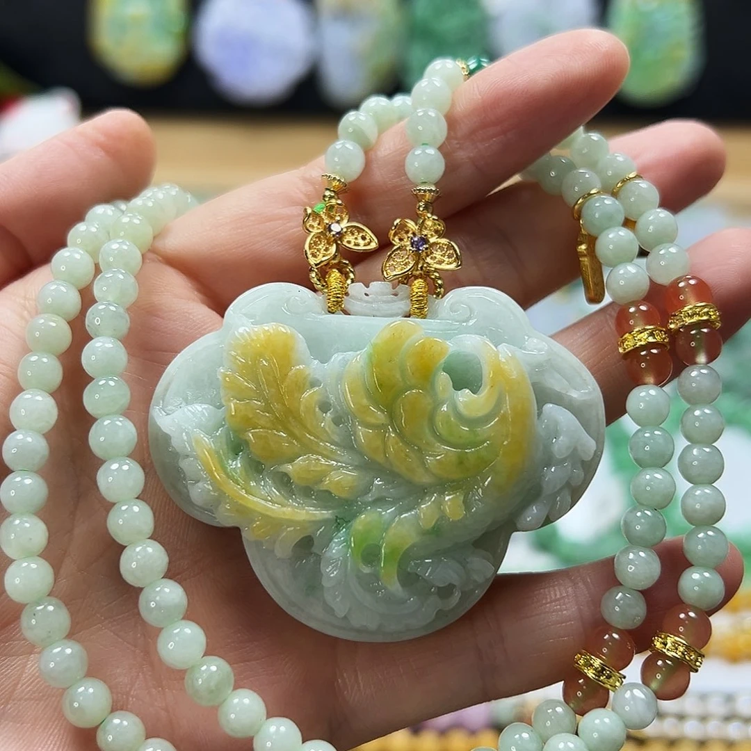 翡翠未镶嵌颈饰吊坠