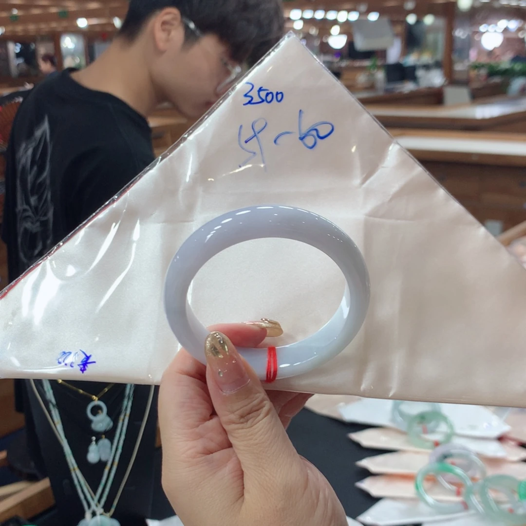未镶嵌手镯翡翠买断