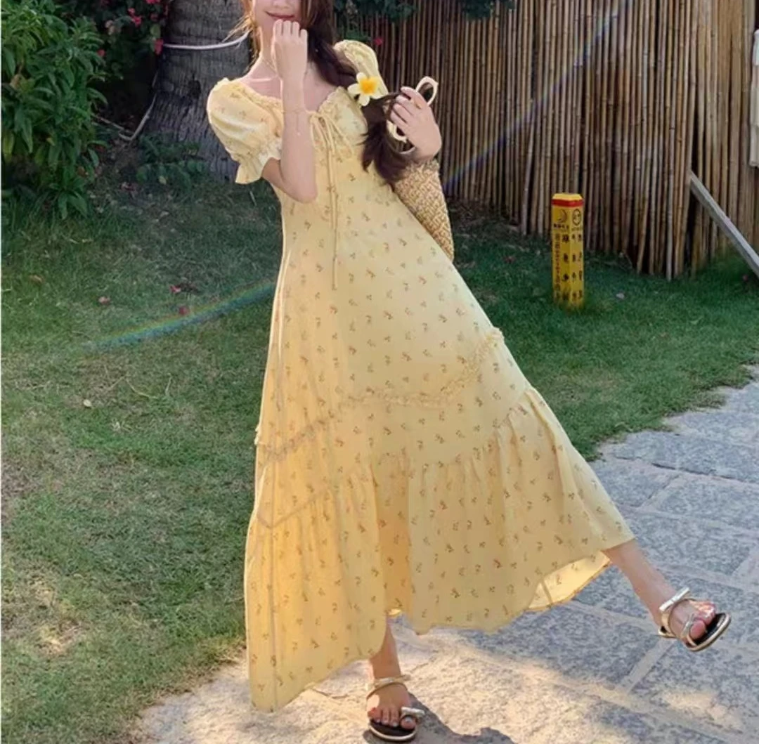 琳琳家显瘦方领碎花泡泡袖收腰夏季连衣裙大码胖mm也能穿