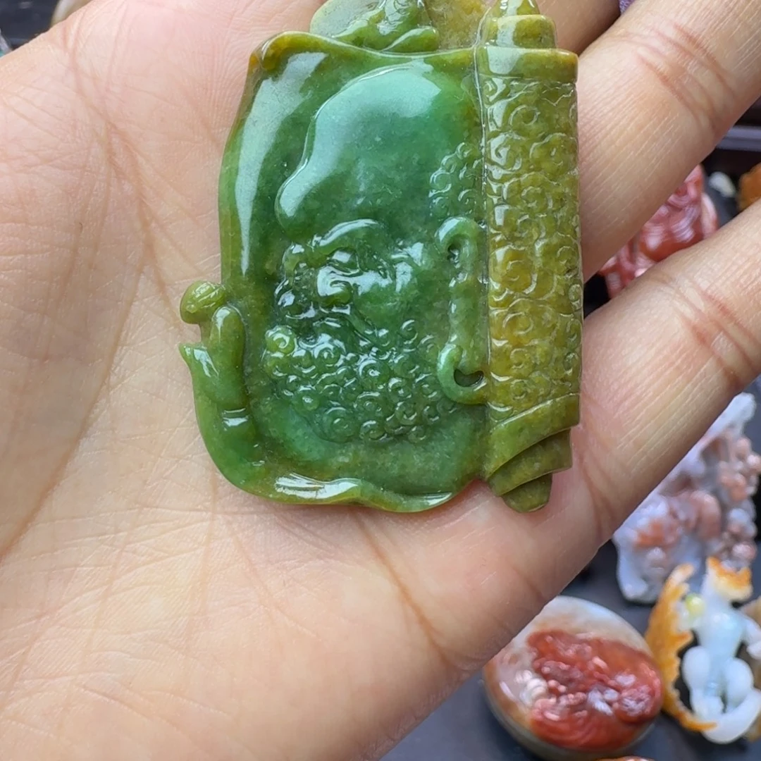 翡翠未镶嵌颈饰翡翠挂件